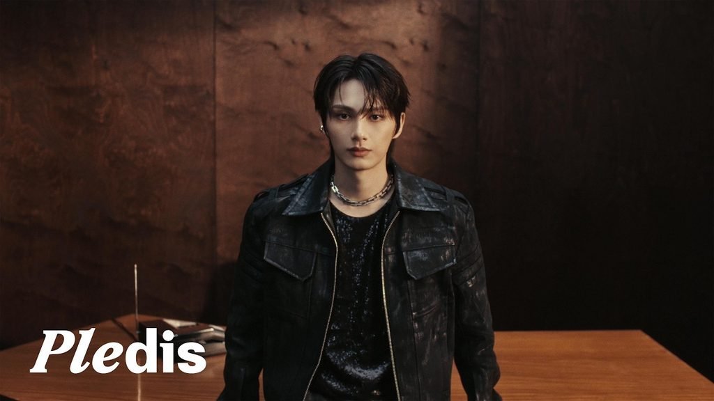 9 Lyrics 歌词 – JUN (English Translation)